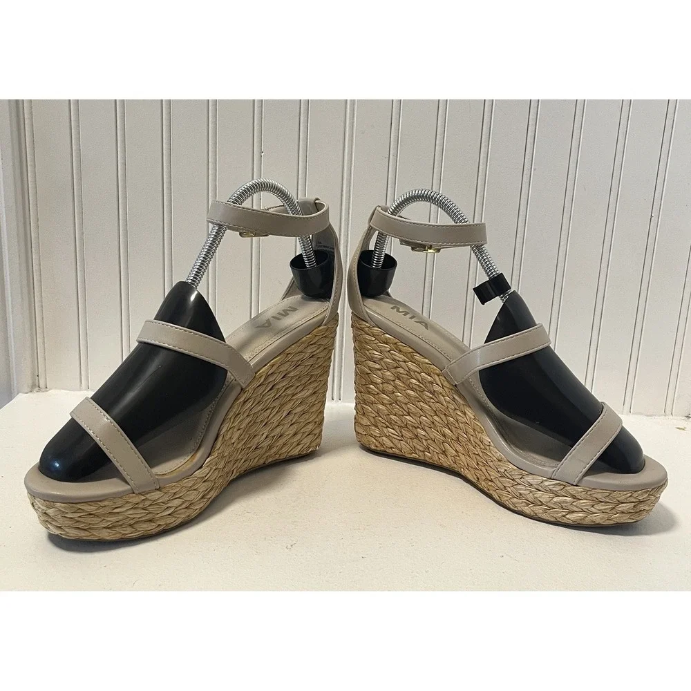 MIA espadrille wedge